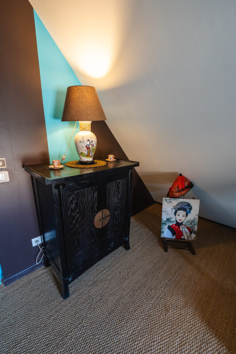 grand-maison-gite-vouvray-etage-chambre-lotus-2