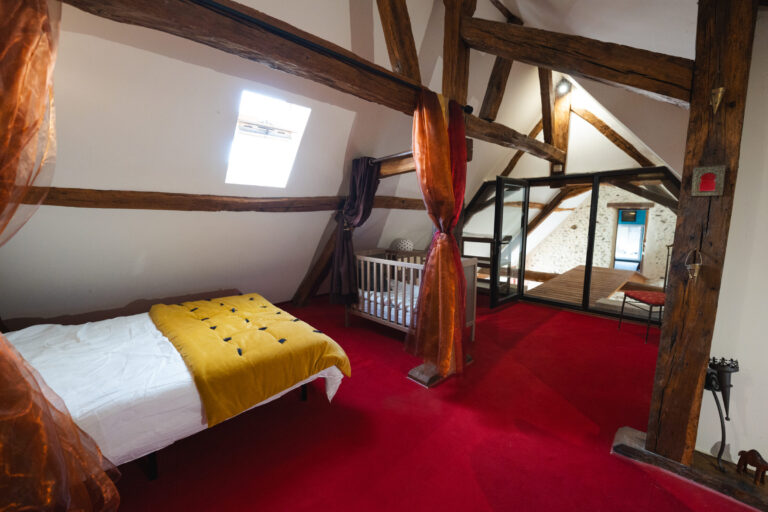 grand-maison-gite-vouvray-etage-chambre-orientale-1