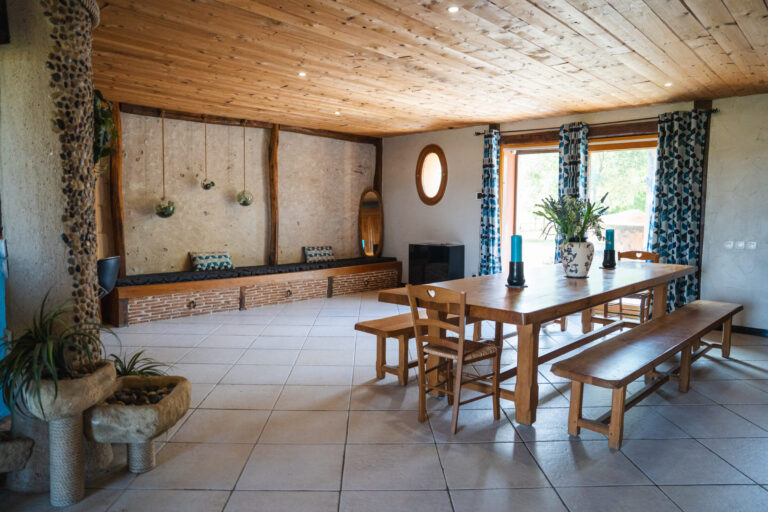 grand-maison-gite-vouvray-rdc-sejour